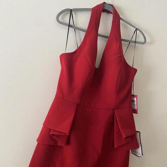 VINCE CAMUTO red ruffle halter maxi gown - Picture 3 of 6